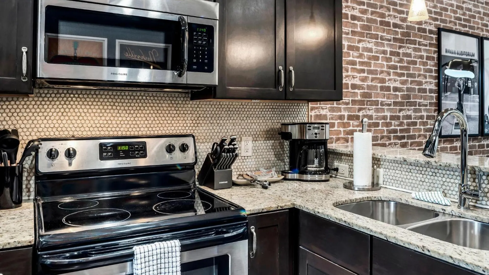 Apartment The Ryman Hideaway By Stay Local Nashville